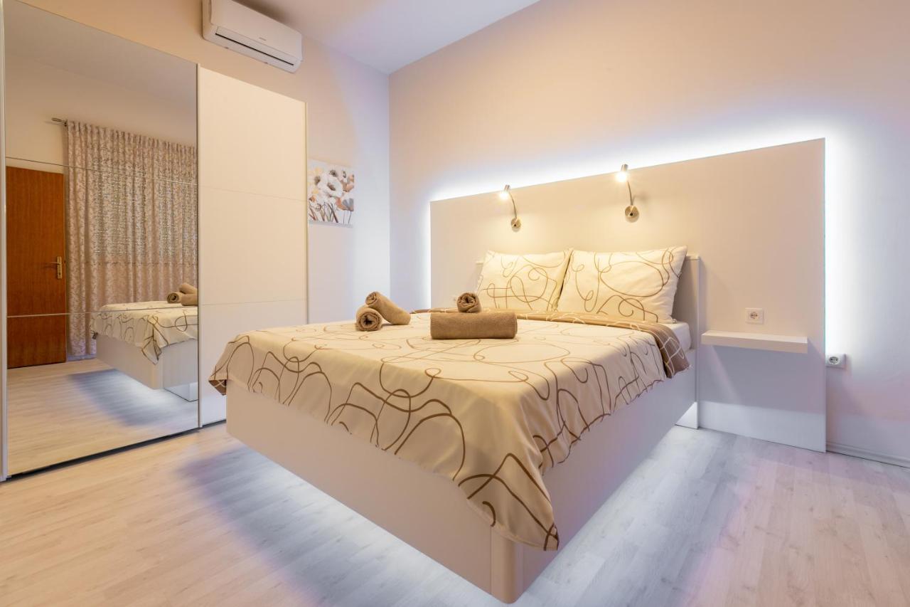 Apartments Abros Crikvenica Exterior foto