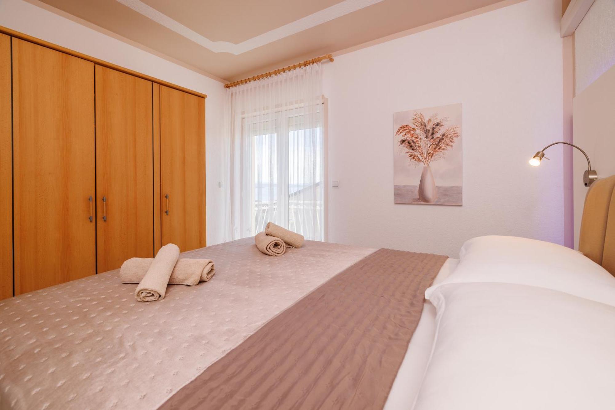 Apartments Abros Crikvenica Exterior foto