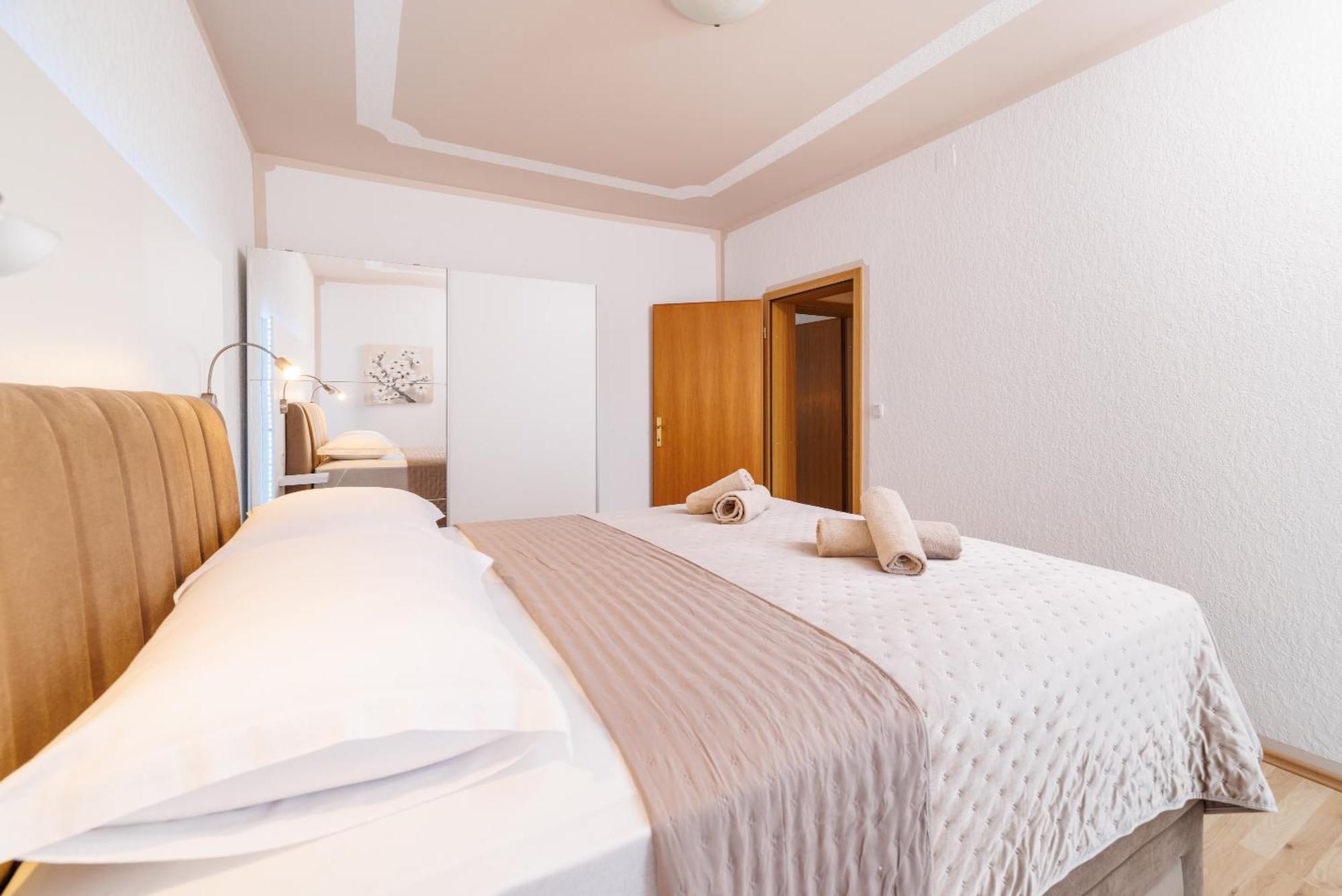 Apartments Abros Crikvenica Exterior foto
